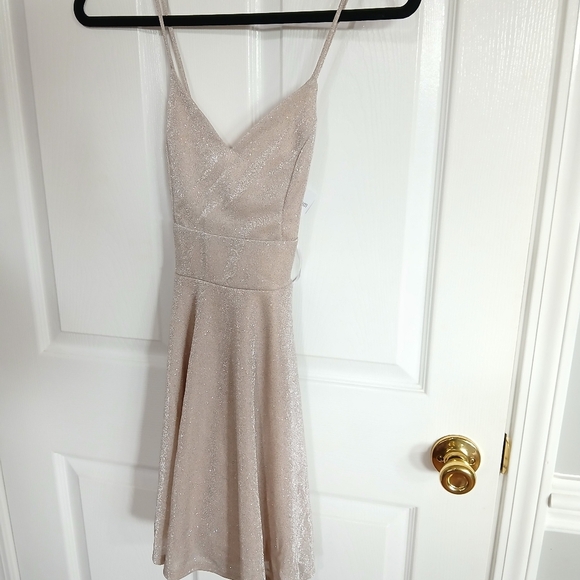 NWT Windsor Sparkle Mini Skater Dress Size S Hoco Event Party Wedding Dance - Picture 3 of 8